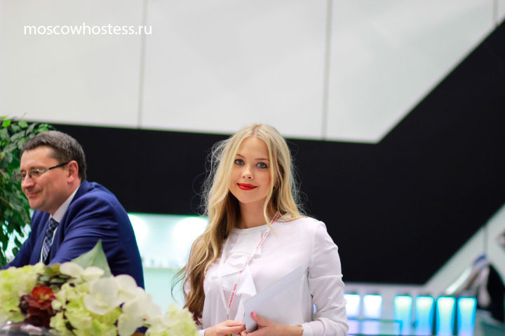 Russian Interpreter Hostess Booth Assistant Hostess for WorldFood Moscow Exhibition